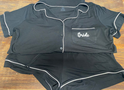 Custom Wedding & Bridal Gifts